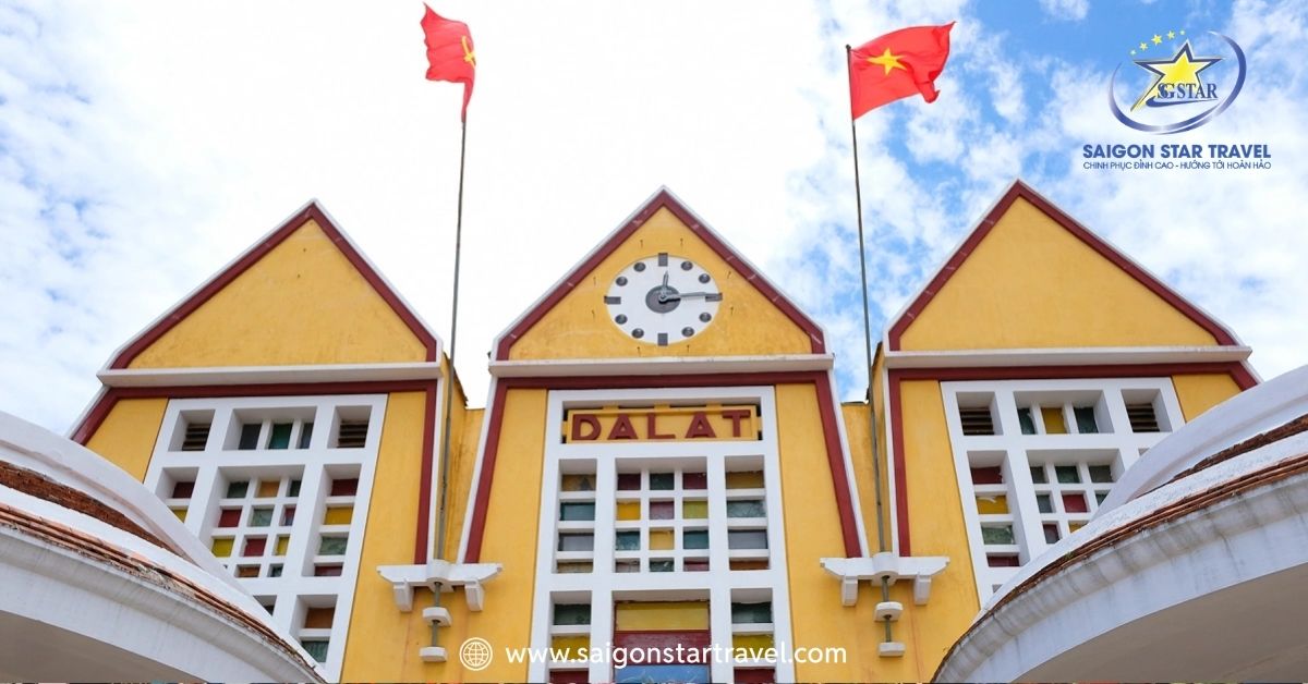 Hệ thống 3 mái chóp mô phỏng đỉnh Langbiang