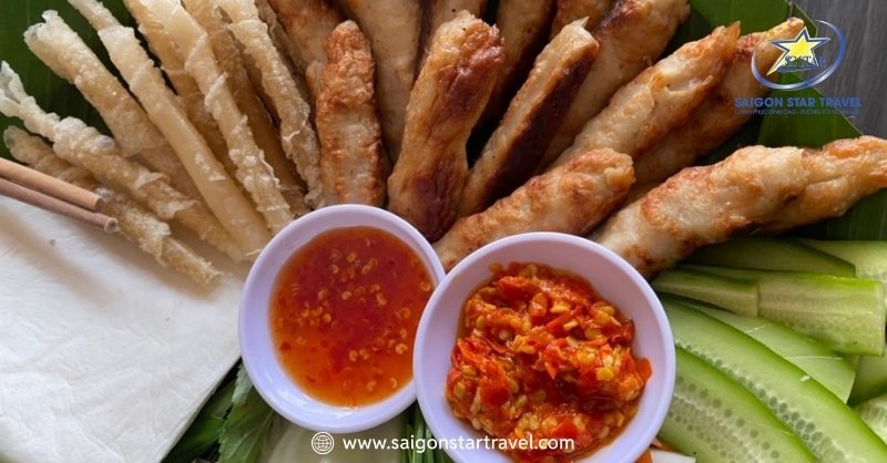 Du Lịch Trại Mát Đà Lạt - Bỏ Túi Kinh Nghiệm Mới Nhất 2025 | Saigon Star Travel Nem Nướng, Chả Ram Bắp rất phù hợp với khẩu vị của nhiều thực khách