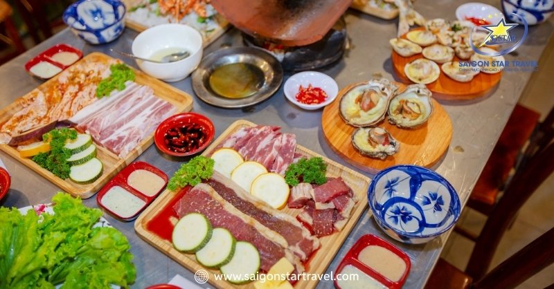Đà Lạt Tháng 7 Mùa Sương Bạc Có Gì Đặc Biệt Đến Vậy? | Saigon Star Travel Nướng ngói - đặc sản Đà Lạt tháng 7 mùa mưa