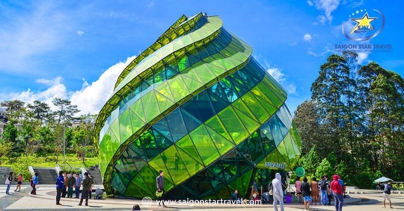 Đà Lạt Tháng 4 - Chiêm Ngưỡng Vẻ Đẹp Các Loài Hoa Sắc Tím | Saigon Star Travel Một số địa điểm không nên bỏ qua khi đến Đà Lạt du lịch vào tháng 4