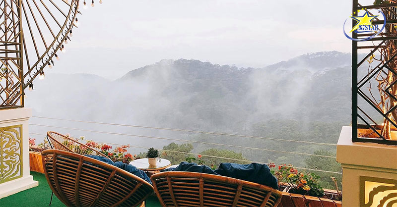 Top 10+ Địa Điểm Săn Mây Đà Lạt View Cực Đẹp | Saigon Star Travel Một góc yên bình tại Horizon Coffee