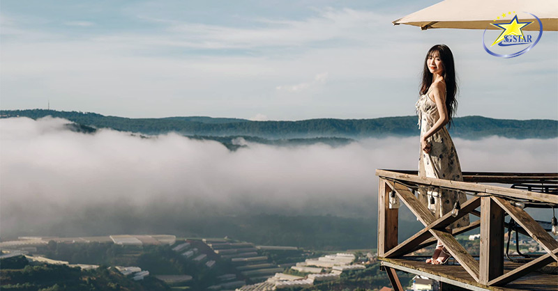 Top 10+ Địa Điểm Săn Mây Đà Lạt View Cực Đẹp | Saigon Star Travel Săn mây tại Coffee Trên Đồi Có Mây