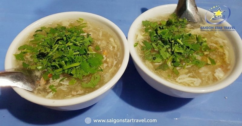 Du Lịch Đà Lạt Mùa Xuân – Khám Phá Đà Lạt Tràn Sức Sống | Saigon Star Travel Súp Cua Hòa Bình - vị ngon khó cưỡng