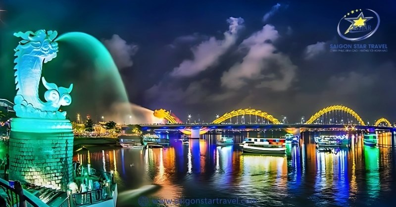 bức tượng càng lung linh hơn với sự biến đổi liên tục