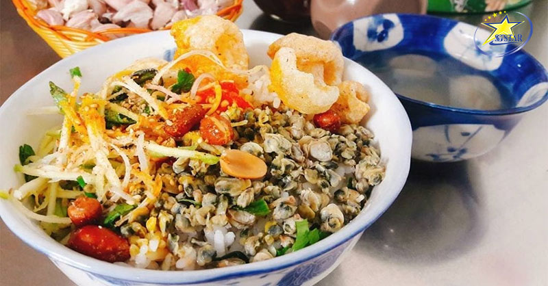 Những món ăn đặc sản Đà Nẵng thử là ghiền | Saigon Star Travel Thưởng thức Cơm Hến