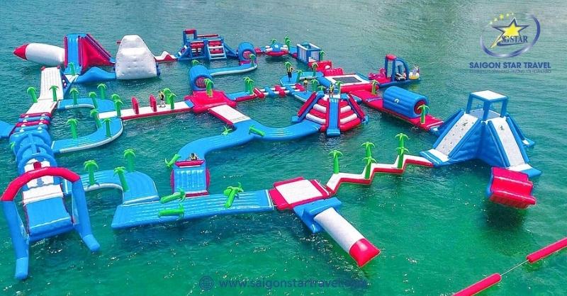 Công viên phao nổi