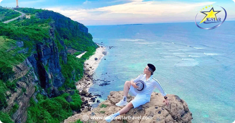 Check-in đỉnh Thới Lới với khung cảnh hướng biển tuyệt đẹp | Tour du lịch Đảo Lý Sơn 3 ngày 2 đêm