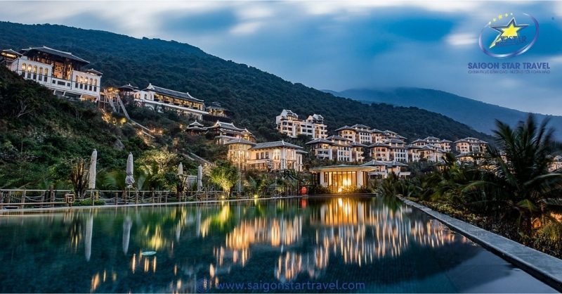 La Maison 1888 tọa lạc trên sườn đồi bán đảo Sơn Trà