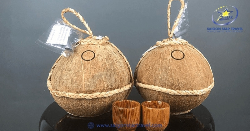 Rượu dừa- đặc sản Sơn Trà Đà Nẵng