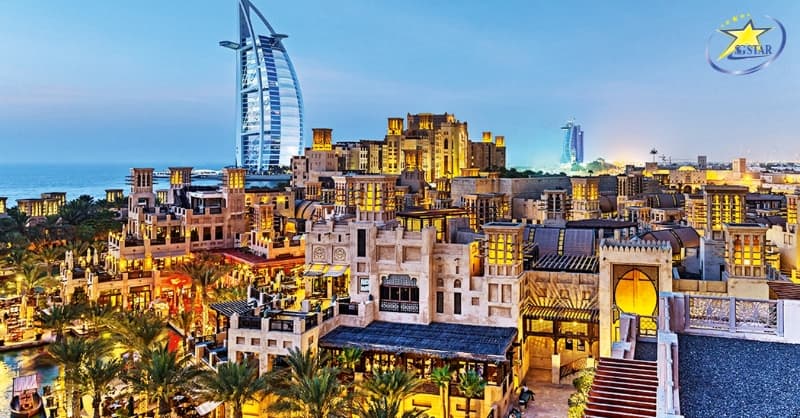 Tour Dubai 5 Ngày 4 Đêm | Bay Emirates Airlines 5 sao | Saigon Star Travel Check-in trước khách sạn 7 sao nổi tiếng Thế giới Burj Al Arab