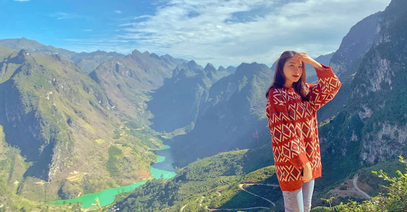 Viewpoint Sông Nho Quế từ Đèo Mã Pí Lèng