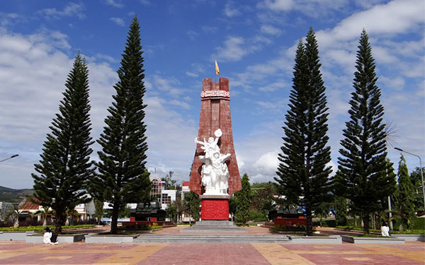 Top địa điểm vui chơi không nên bỏ lỡ khi du lịch Kon Tum | Saigon Star Travel du-lich-kon-tum-danh-sach-dia-diem-vui-choi-va-an-uong-khong-nen-bo-lo-5