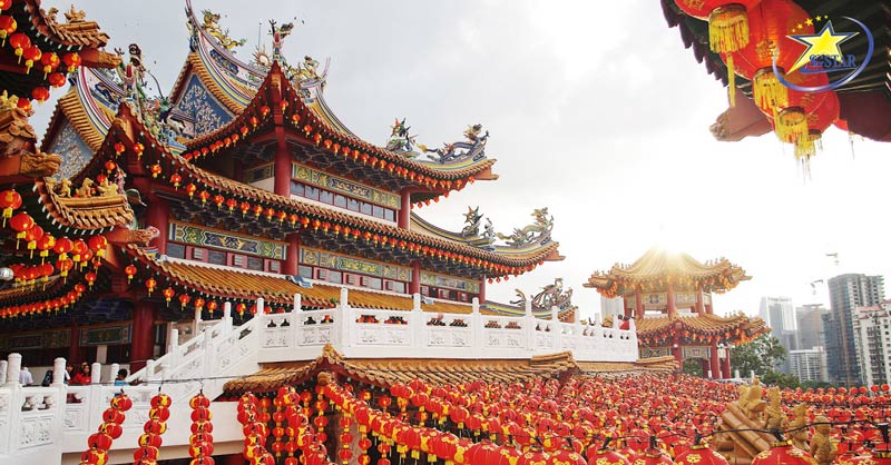 Tour Tết Malaysia Singapore 5 Ngày 4 Đêm - Du Lịch Tết 2025 | Saigon Star Travel Tham quan Chùa Thiên Hậu với hàng vạn chiếc đèn lồng rực rỡ