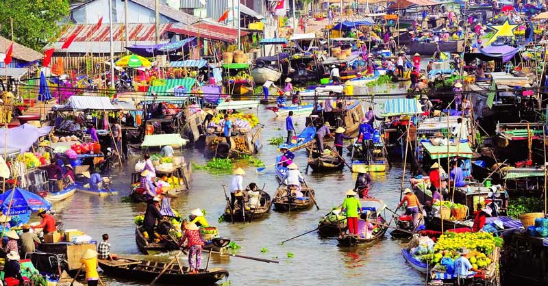 Khám phá sắc màu rực rỡ mùa Tết tại Chợ nổi Miền Tây - Tour du lịch miền Tây Tết 2 ngày 1 đêm