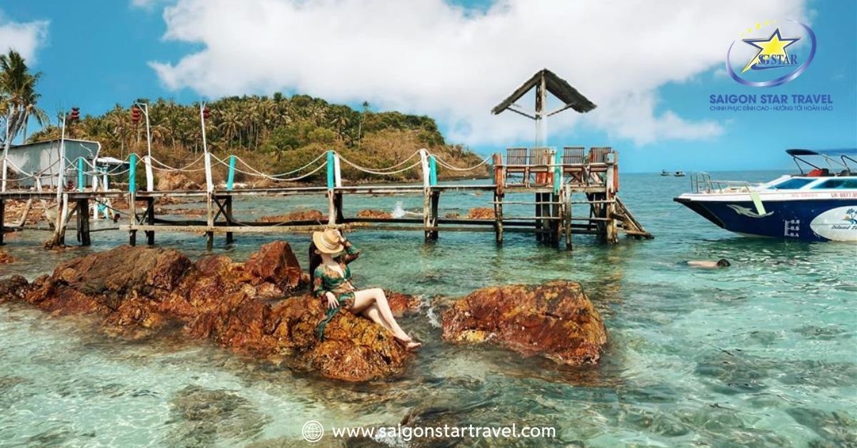 Check - in làn nước trong xanh của Hòn Mấu