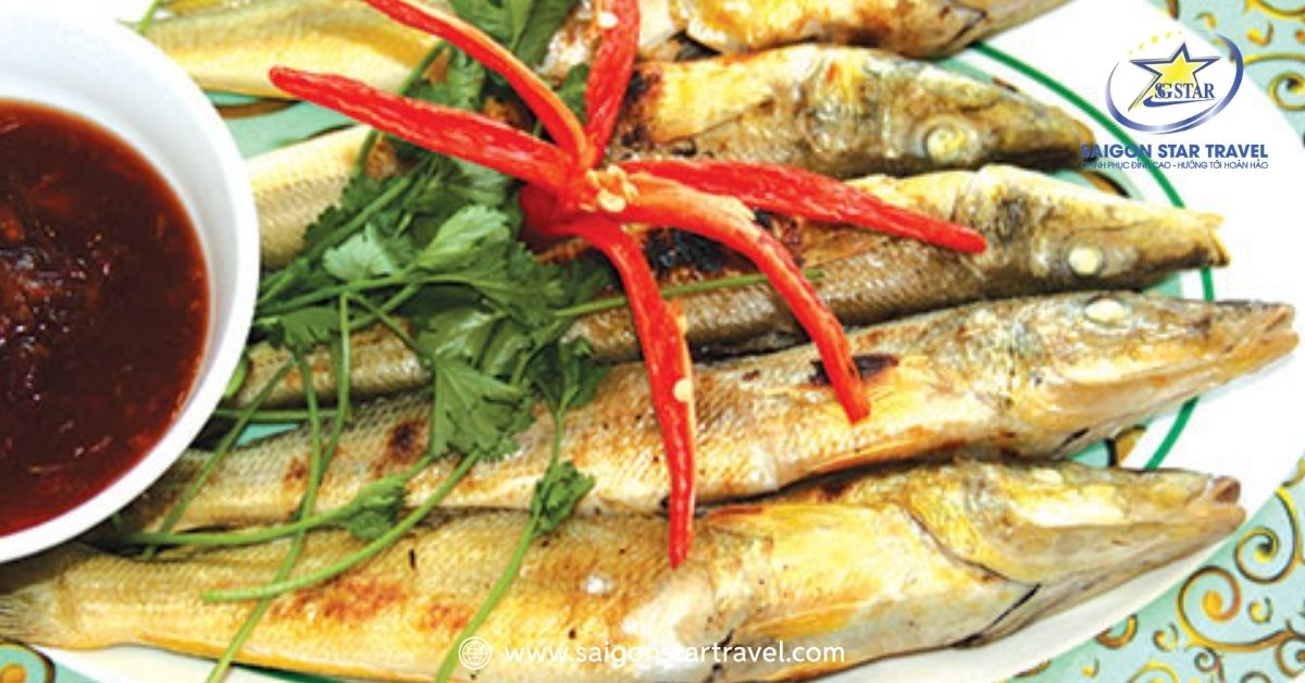 Cá đục nướng chấm mắm me