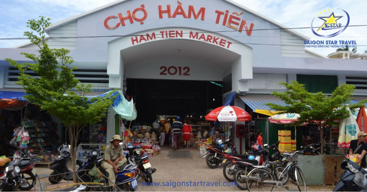 Chợ Hàm Tiến