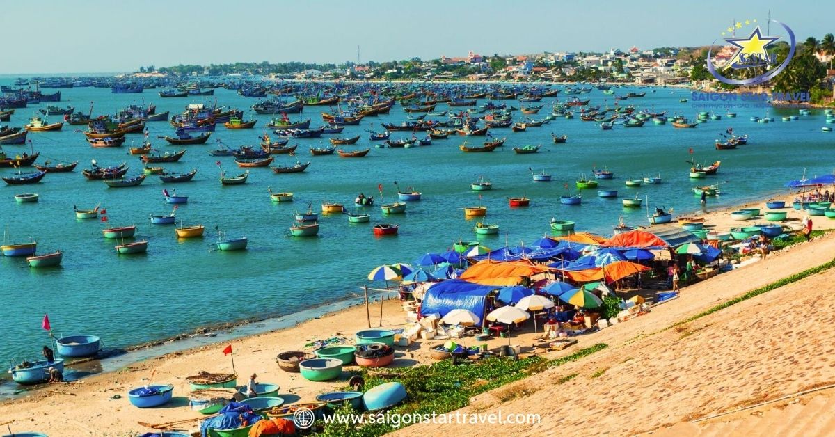 Trải nghiệm mua hải sản tại Làng Chài Mũi Né