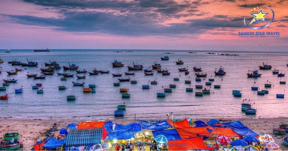 Những chiếc thuyền thúng tại làng chài Mũi Né