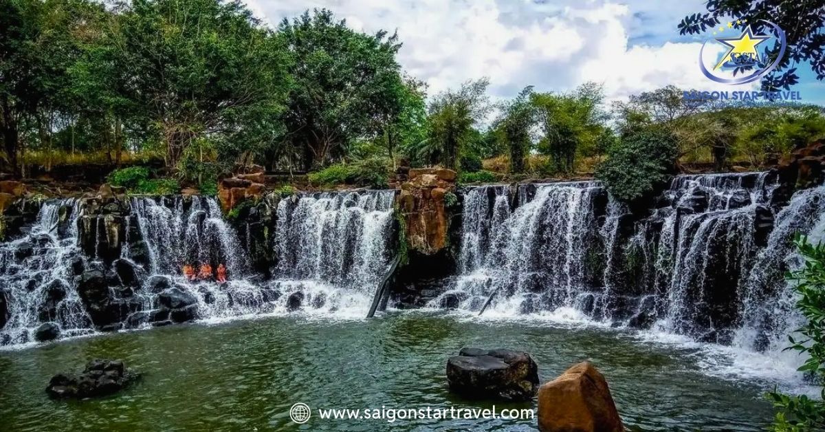 Khám phá vẻ đẹp của thác Giang Điền
