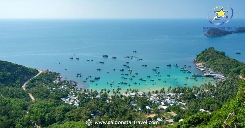 Toàn cảnh Bãi Ngự nhìn từ Dốc Ân Tình