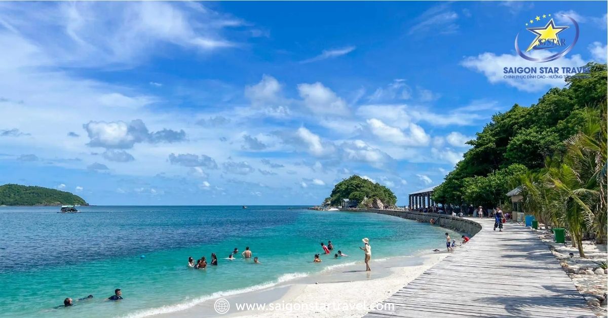 Hòn Hai Bờ Đập - Nam Du