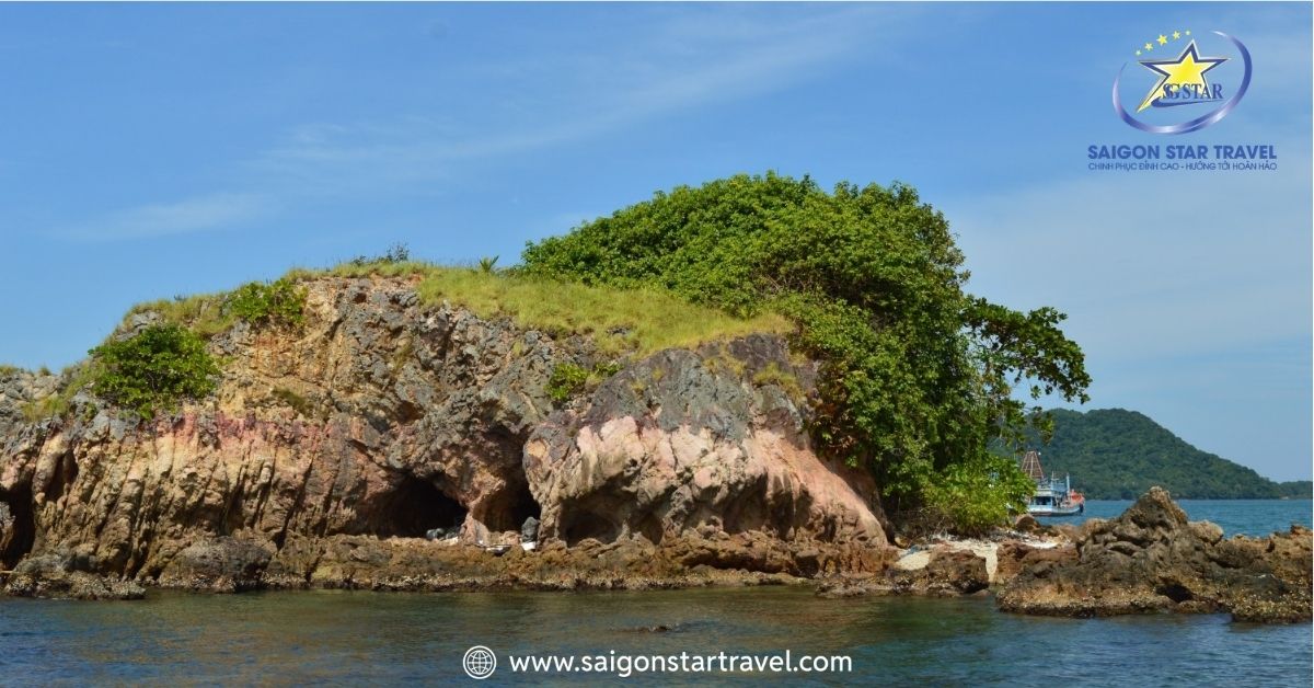 Vẻ đẹp hoang sơ tại Hòn Dầu