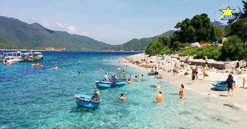 Điểm danh ngay 10 địa điểm du lịch Nha Trang không thể bỏ qua | Saigon Star Travel Tắm biển - Lặn ngắm san hô tại Hòn Mun