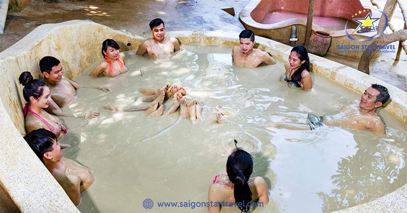 Tour Nha Trang 2 Ngày 2 Đêm - Vi vu biển đảo Nha Trang | Saigon Star Travel Tắm bùn khoáng nóng