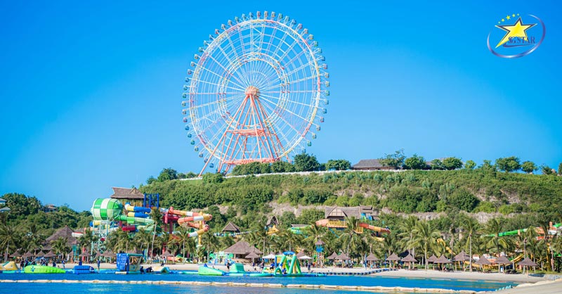 Kinh nghiệm Du Lịch Nha Trang 2024 Từ A-Z | Saigon Star Travel Vòng quay khổng lồ tại Vin Wonders nhìn từ Vịnh Phao Nổi