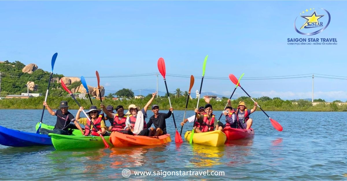 Trải nghiệm chèo thuyền Kayak