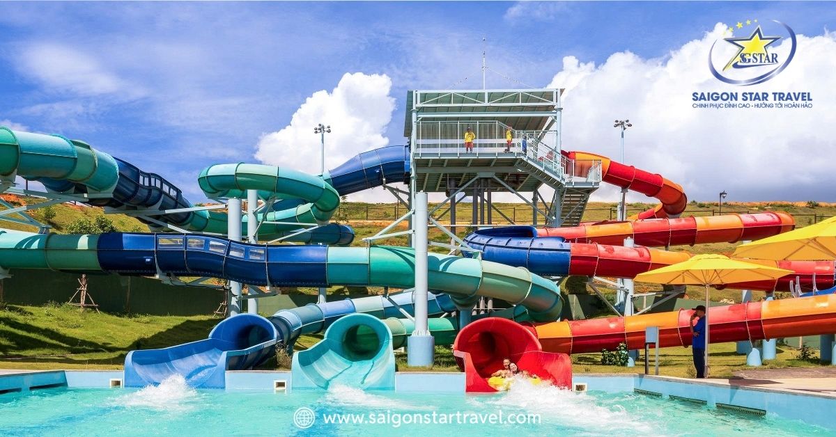 Máng trượt lốc xoáy dành cho những ai thích cảm giác mạnh và thích hợp cho hoạt đồng Team Building