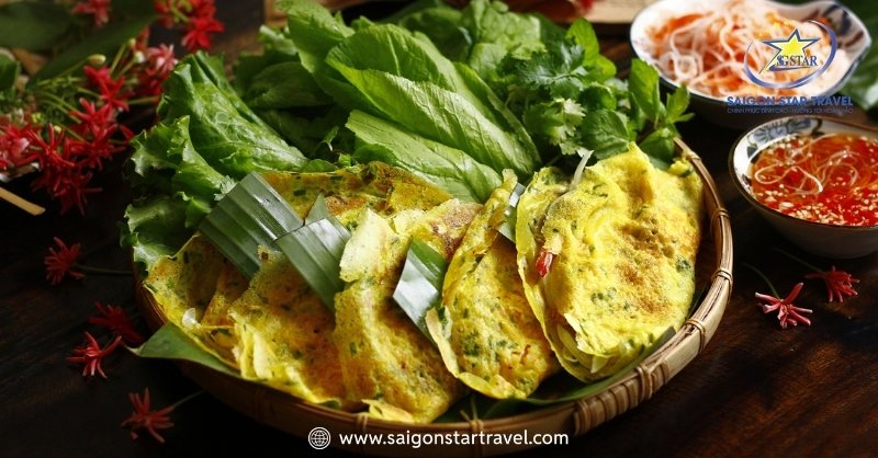 Ăn vặt Phan Thiết với món bánh xèo