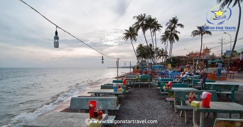 Các quán ăn vặt địa phương nổi tiếng