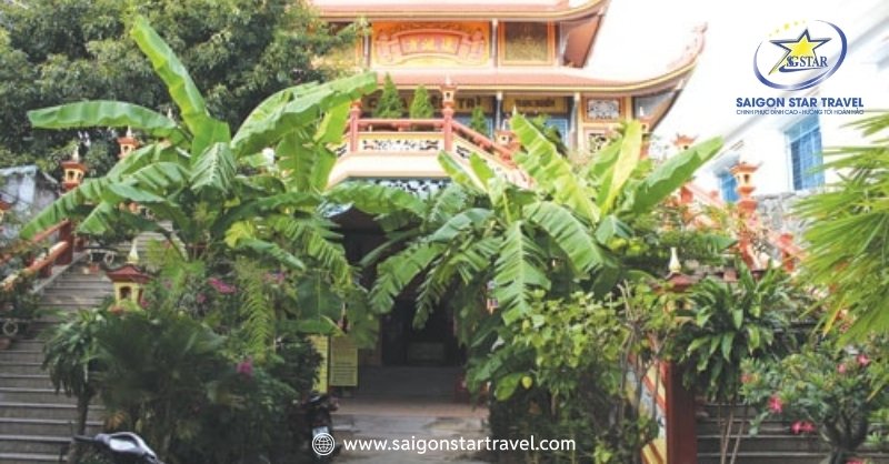 Chùa Liên Trì Phan Thiết - Địa điểm tâm linh không thể bỏ qua khi đến đây | Saigon Star Travel Bên ngoài chùa