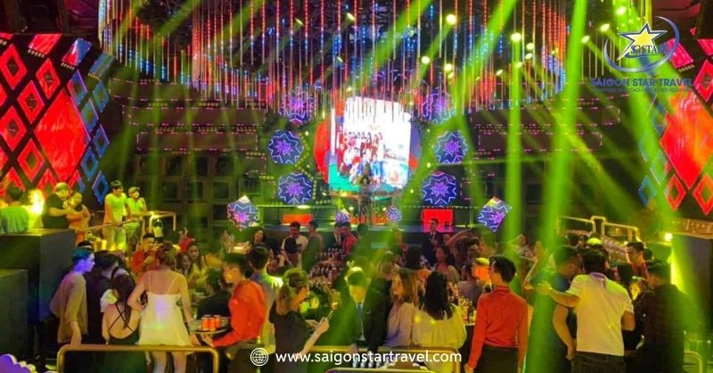 Phan Thiết Về Đêm: Top Hoạt Động Hấp Dẫn Không Thể Bỏ Lỡ | Saigon Star Travel Địa điểm vui chơi Bar Club Phan Thiết về đêm