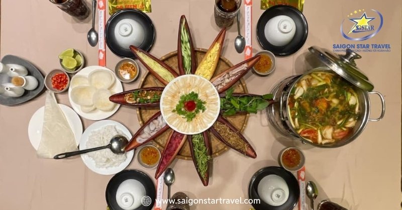 Mách Bạn Top 10 Địa Điểm Ăn Hải Sản Ngon Ở Mũi Né "Quên Lối Về" | Saigon Star Travel Những món ăn được chế biến và bày trí hết sức tỉ mỉ