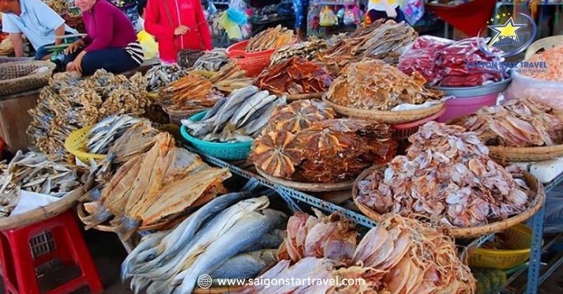 Top 10 Món Ngon Và Đặc Sản Phan Thiết Mũi Né | Saigon Star Travel Hải sản khô - món quà không thể thiếu khi đi Phan Thiết Mũi Né