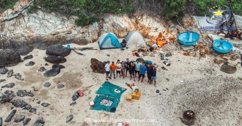 Đảo Hòn Bà Lagi Bình Thuận: Viên Ngọc Quý Ẩn Mình | Saigon Star Travel Hoạt động cắm trại