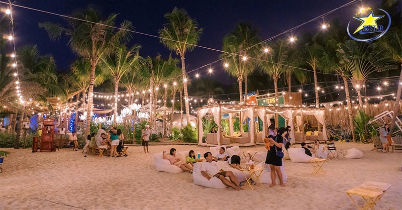 Mango Beach Mũi Né | Điểm Đến Cực Chill Không Thể Bỏ Qua | Saigon Star Travel Tán gẫu cùng bạn bè tại Mango Beach