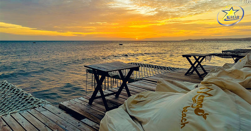 Mango Beach Mũi Né | Điểm Đến Cực Chill Không Thể Bỏ Qua | Saigon Star Travel Ngắm hoàng hôn ngay tại bờ biển