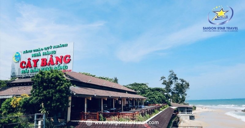Mách Bạn Top 10 Địa Điểm Ăn Hải Sản Ngon Ở Mũi Né "Quên Lối Về" | Saigon Star Travel Không gian rộng rãi của Nhà hàng Cây Bàng