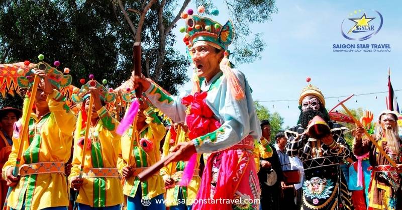 Lễ Hội Cầu Ngư Bình Thuận: Trải Nghiệm Văn Hóa Đặc Sắc | Saigon Star Travel Nghi thức Lễ Cầu Ngư