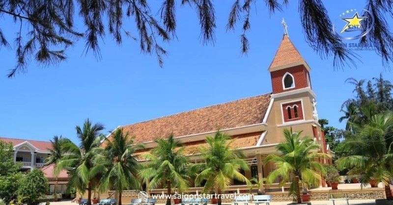 Lịch sử và kiến trúc của Nhà thờ giáo xứ Rạng