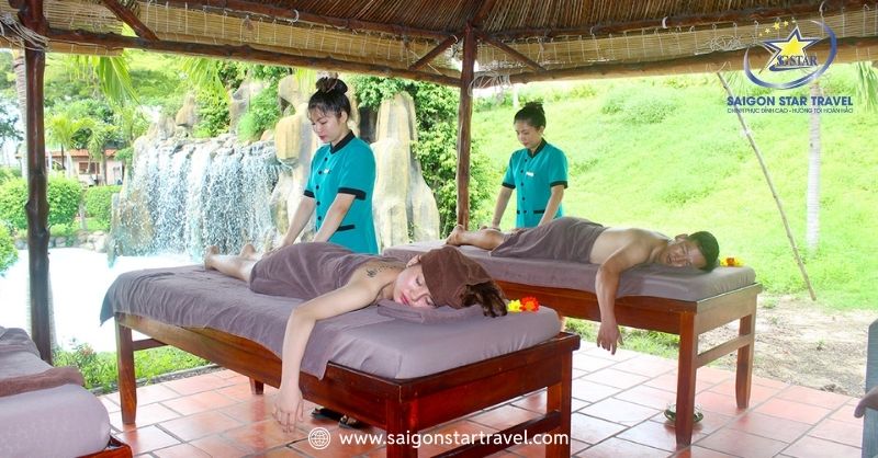 Massage & Spa thư giãn sau khi tắm bùn khoáng nóng