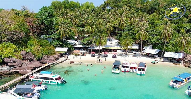 Tour Phú Quốc 3 Ngày 3 Đêm - Du lịch Tết Nguyên Đán 2025 | Saigon Star Travel Tắm biển tại Hòn Móng Tay