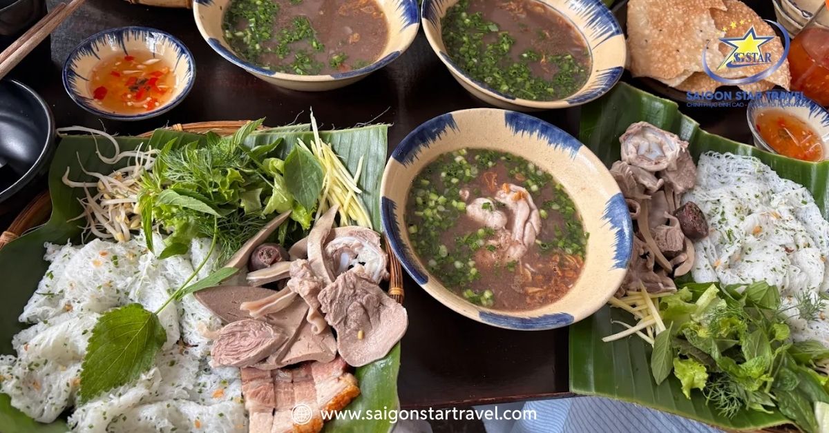 Nguyên liệu làm nên đặc sản bánh hỏi cháo lòng Quy Nhơn