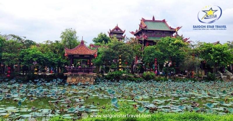 Ghé thăm Chùa Thiên Hưng trong chuyến đi tour Quy Nhơn Tây Nguyên 4 ngày 4 đêm