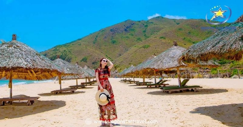 Dạo bước trên bãi cát mịn tại Kỳ Co