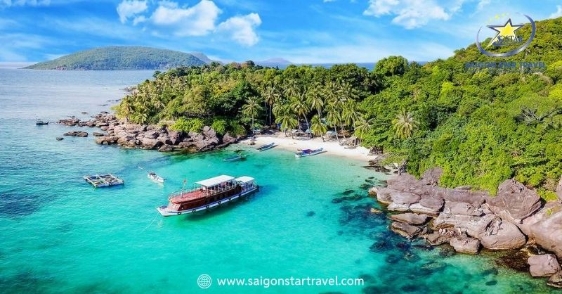 Hòn Nưa nước biển xanh biếc | Tour Mũi Điện – Vũng Rô – Hòn Nưa 1 Ngày